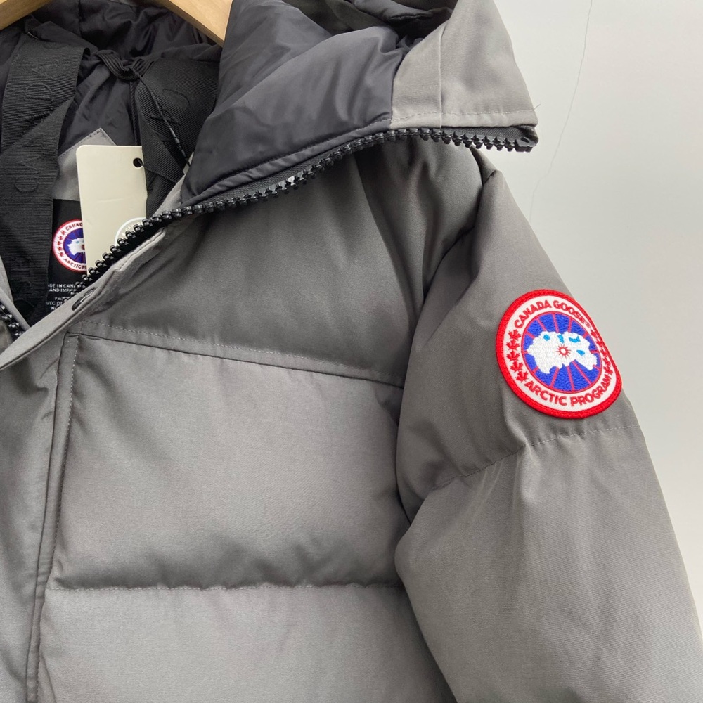Canada Goose Men's Dark Gray Quilted Puffer Jacket with Hood - Picture 2 of 8